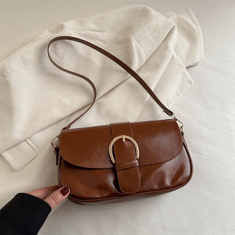 Retro simple small bag women's 2025 spring new trendy fashion messenger bag texture foreign style underarm small square bag