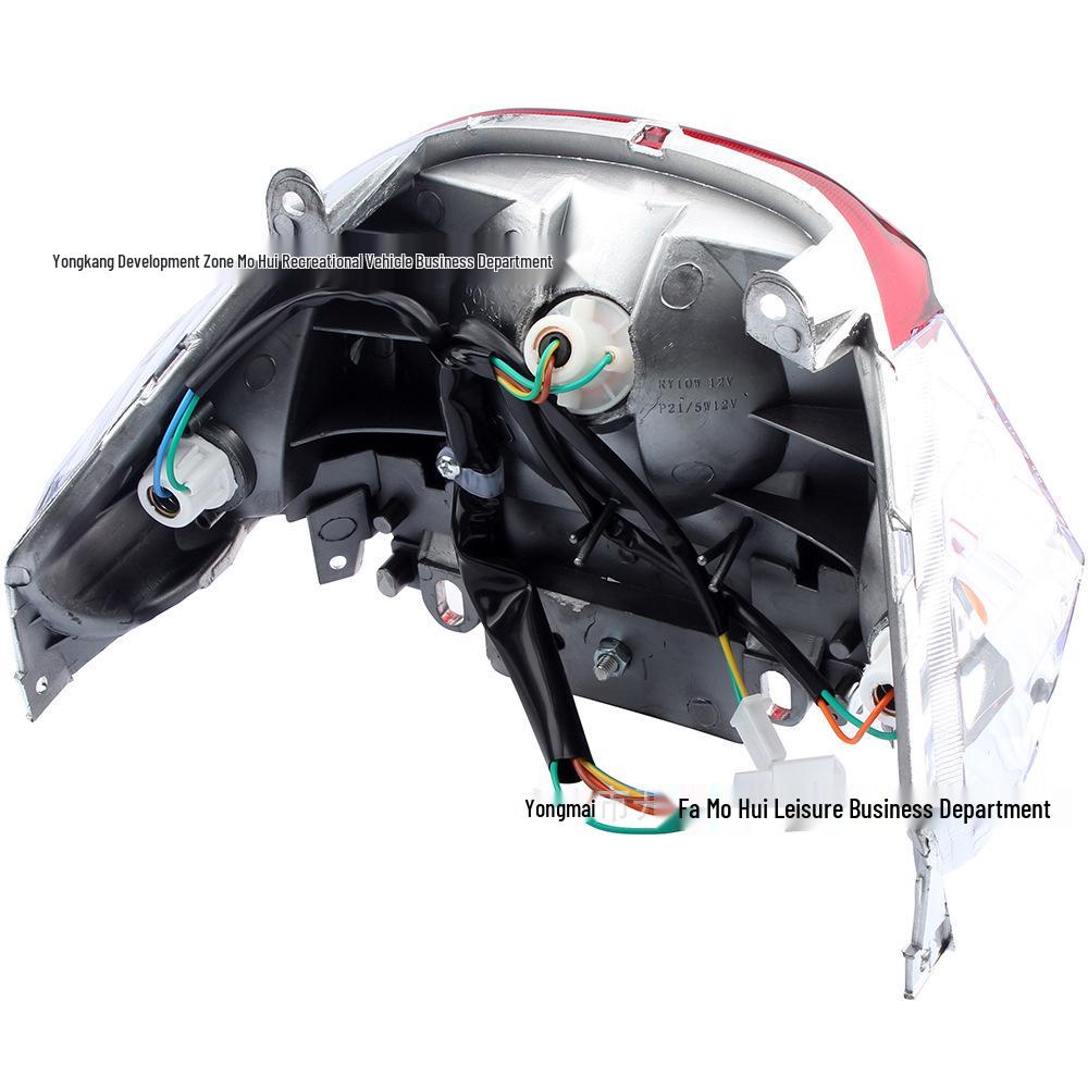 GY6 50CC Chuanl Sunny SSR Achterrem Achterlicht & Knipperlicht Reflector voor Scooters