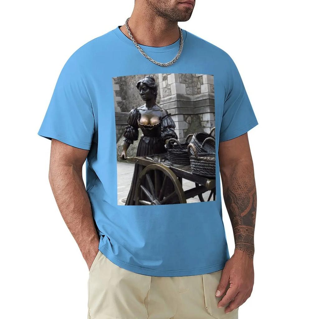 Molly Malone Statue, Suffolk Street, Dublin T-shirt Aesthetic Clothing Oversized Funnys Mens Plain T Shirts