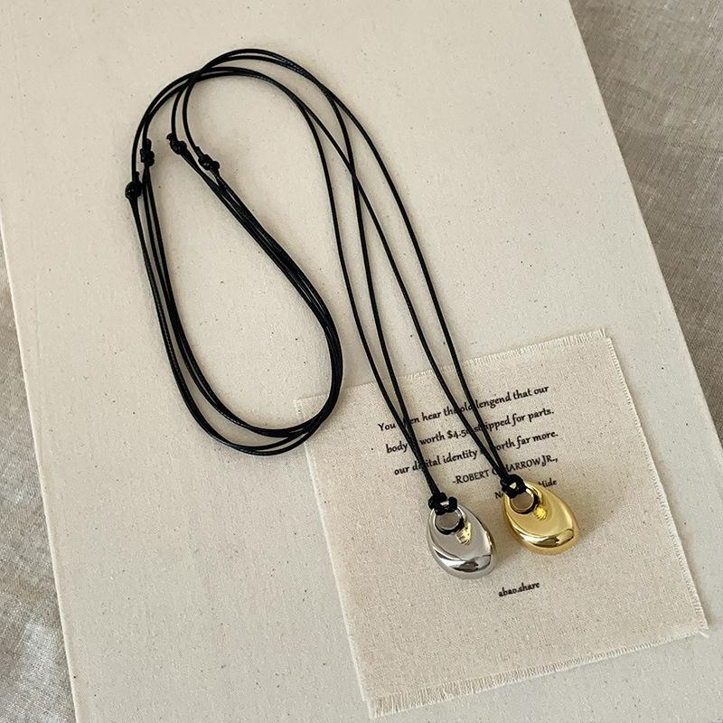 Beans Metal Black Rope Long Necklace Women'S Simple Premium Temperament Versatile Neck Chain Sweater Chain