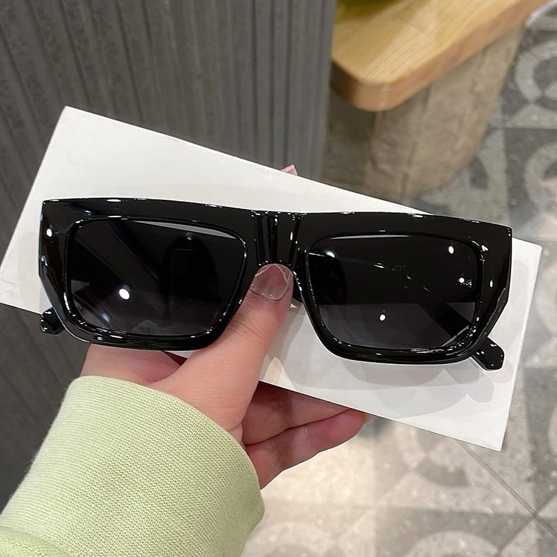 Vintage Style Sunglasses Women Rectangle Shape UV400 Protection Women Sun Glasses Men Glasses