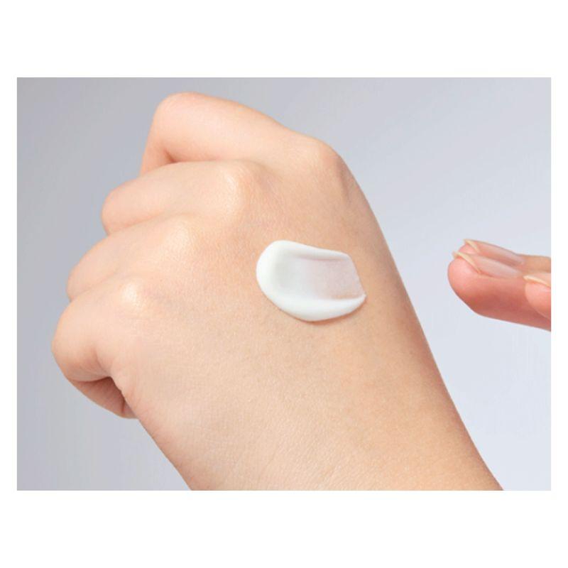 Innisfree Green Tea Hyaluronic Acid Hydrating Sun Serum SPF50+ PA++++ Moisture UV Protection 50ml