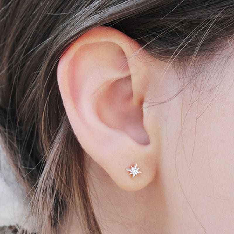 

ENGBROX dazzle star cubic earring silver