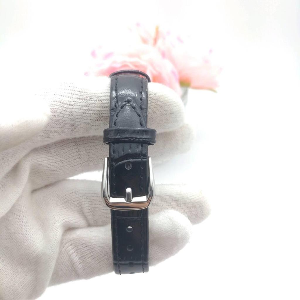 Used "Working item" Yves Saint LaurentYves Saint LaurentYSLHand-wound wristwatch17 jewelsLadiesManagement 1082d