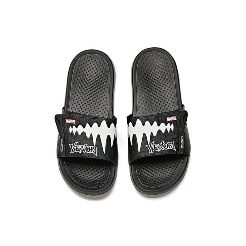 Anta Marvel X Serie Estilo de Vida Sandalias Simples Cómodas Silenciosas para Hombre Calzado Negro Blanco 912126993-1