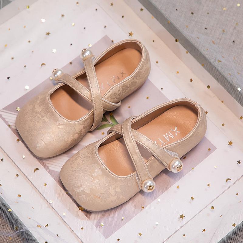 Girl Little Leather Shoe2025New Fashiona Elegant Soft Bottom Versatile Shoe Pring Autumn Simple Party Dancing Girl Leather Shoes