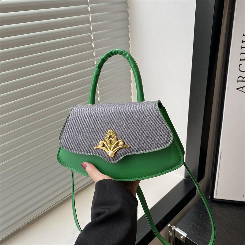 

2025 лето новая мода легкая роскошь тренд универсальная сумка иностранный стиль однотонная для работы на плечо мессенджер женская сумка светло-зеленый