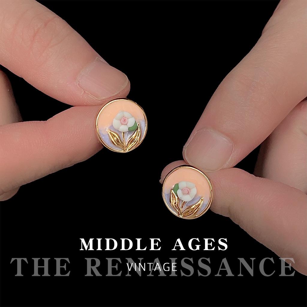 

Wind gradual change drop glaze premium earrings French retro literary flower earrings ear jewelry