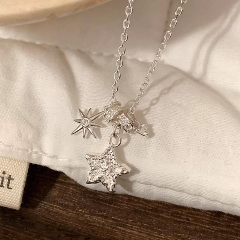 Elegante Stern-Anhänger-Halskette: Hochwertige, vielseitige Schlüsselbein-Kette
