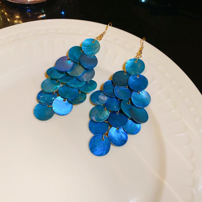 Light Luxury Flower Pattern Tassel Earrings: Niche Design with High-End Versatile Appeal