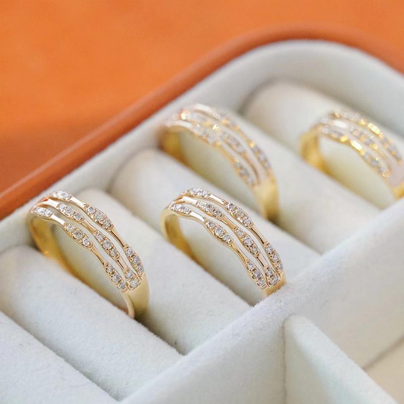 Huitan Fancy Three Line Gold Color Ring for Women with Dazzling Cubic Zirconia 2023 New Wedding Engagement Bands Ladies Jewelry