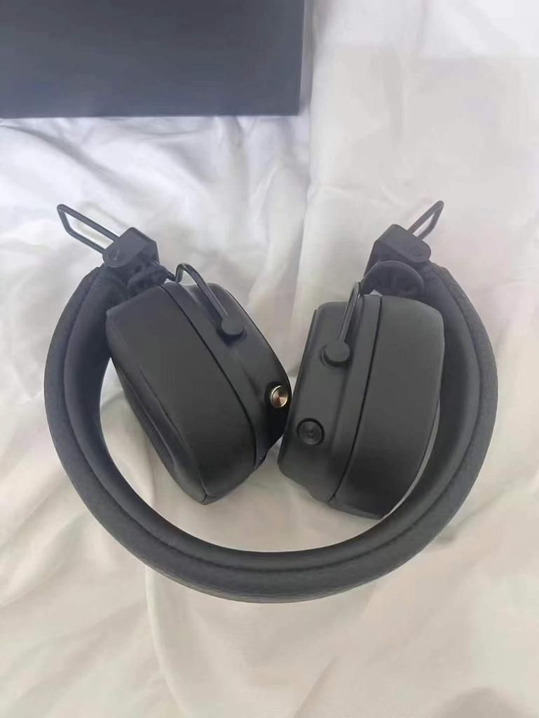 Marshall Major V 5th Gen Over-Ear Wireless Bluetooth Headphones - Deep Bass