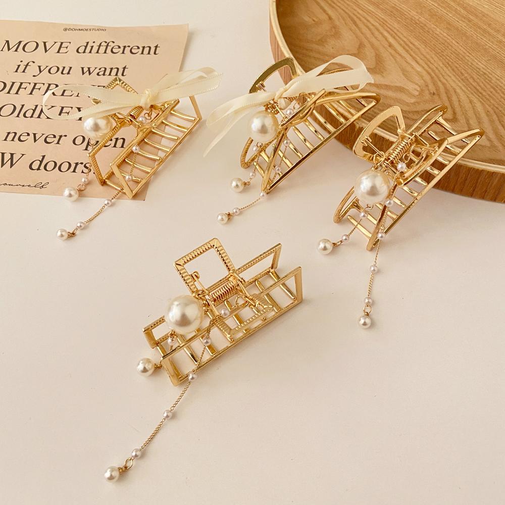 Metal Butterfly Pearl Butterfly Pendant Hairpin Pure Color Sweet and Lovely Gentle Girl Simple Hairpin