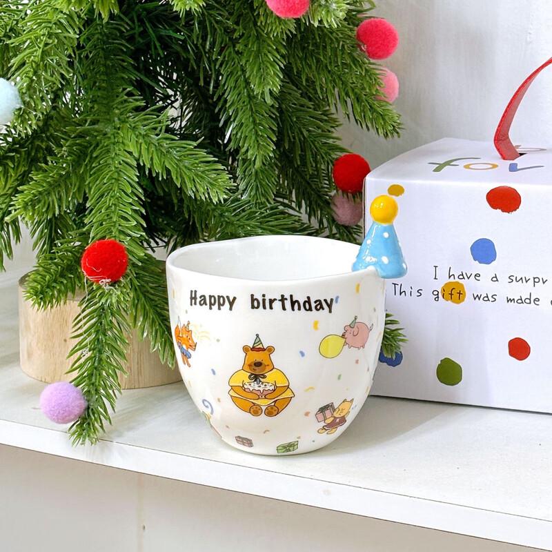 Милая керамическая кофейная кружка с медведем