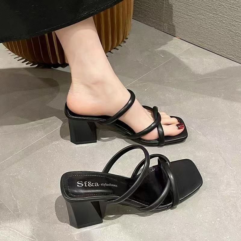 Casual Summer Bare Toed Square Head Mid-heel Shoes Pleated Chunky Sandals with A Line Single Shoe Women Party Sandals