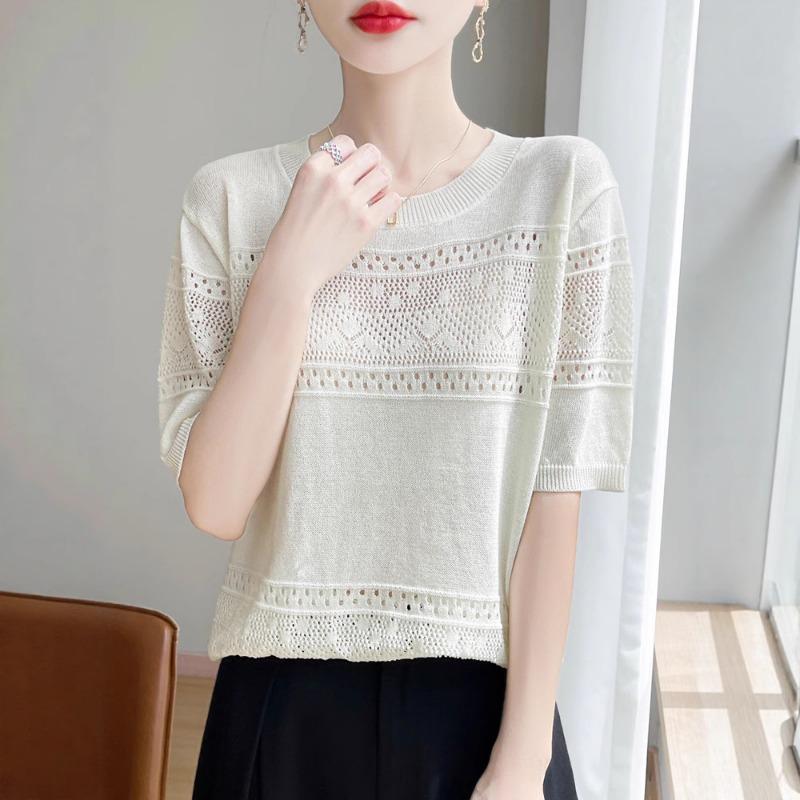 This Summer's New Hollowed-out Knitted Short-sleeved T-shirt Is A Versatile and Slimming Round-neck Top