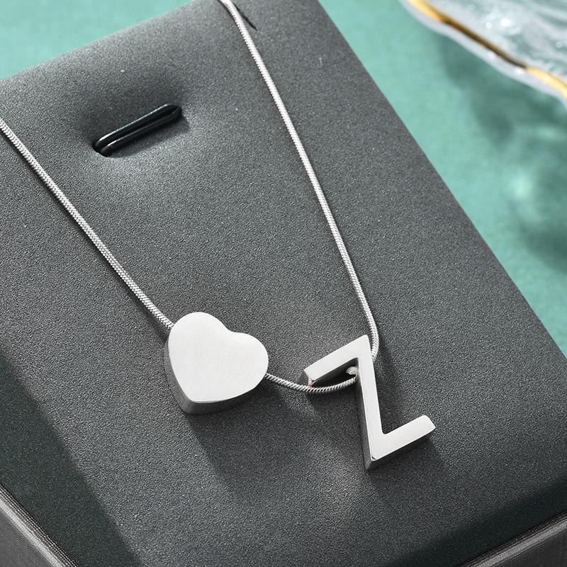 

Unique Chain Snake Heart Necklace With Personalized Alphabet Charms For Women Men And Z Necklace
