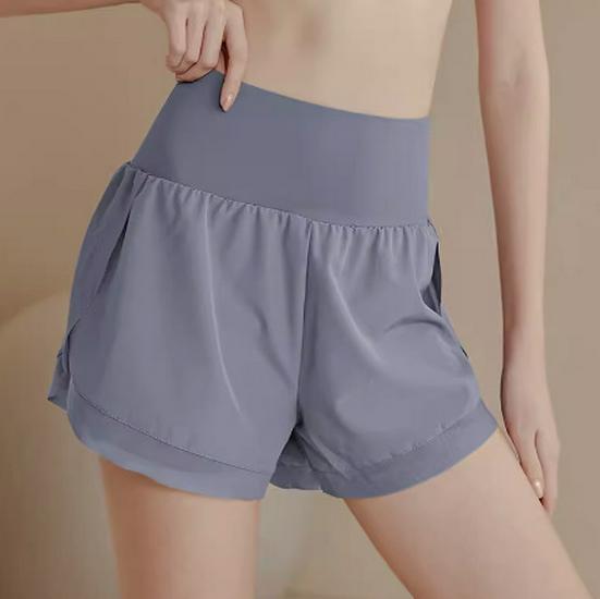 

Женские быстросохнущие шорты для бега с высокой талией – летние штаны для йоги и фитнеса, защита от воздействия, свободный крой M (85-100 lbs)