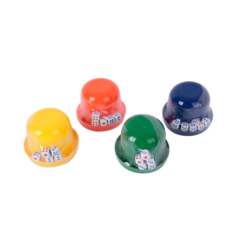 Set di bicchieri colorati in plastica PP per mamma e bambino, con dadi e bicchiere, confezione KTV.