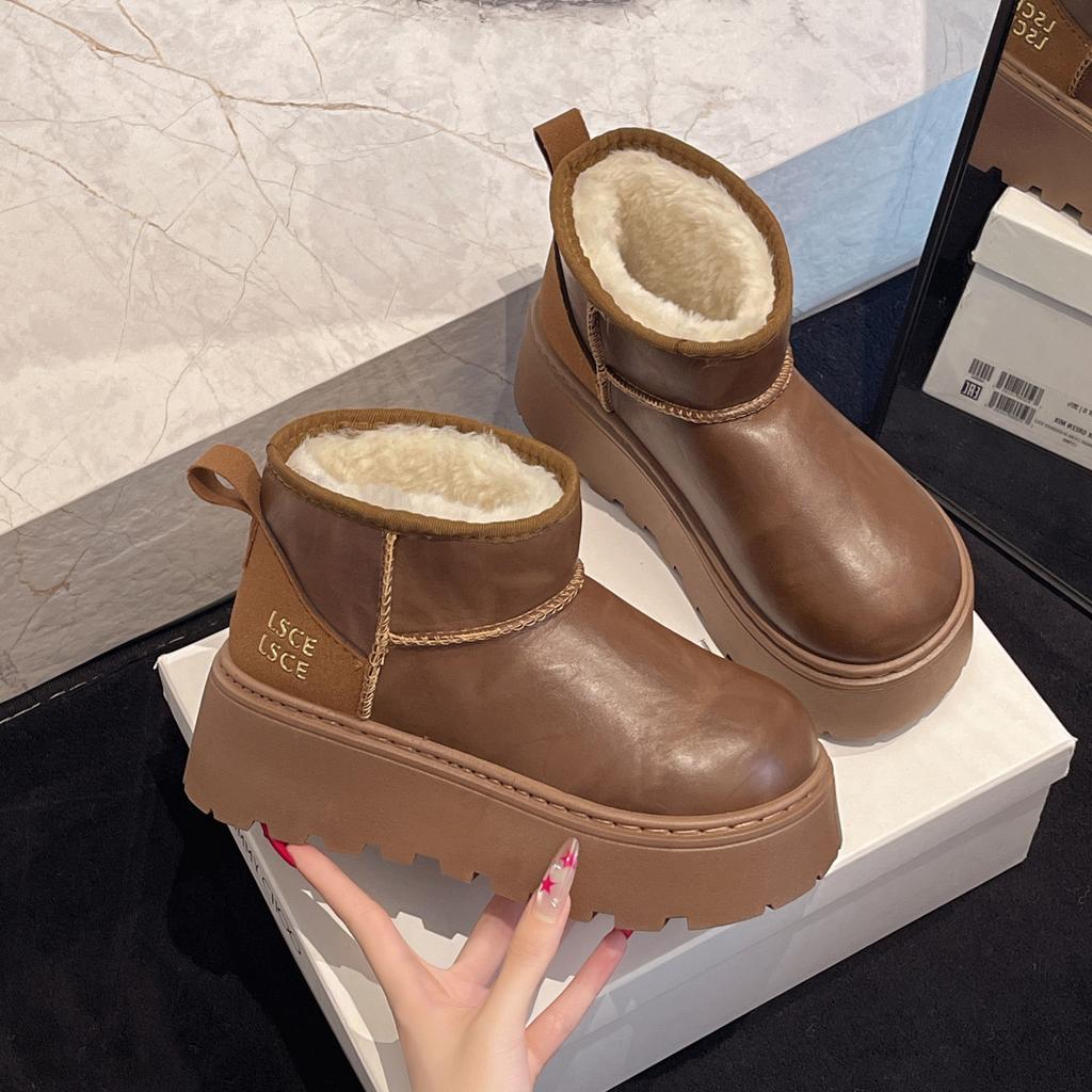 Thick-soled non-slip snow boots women's 2025 new winter velvet thickened warm Martin boots Northeast cotton shoes short boots