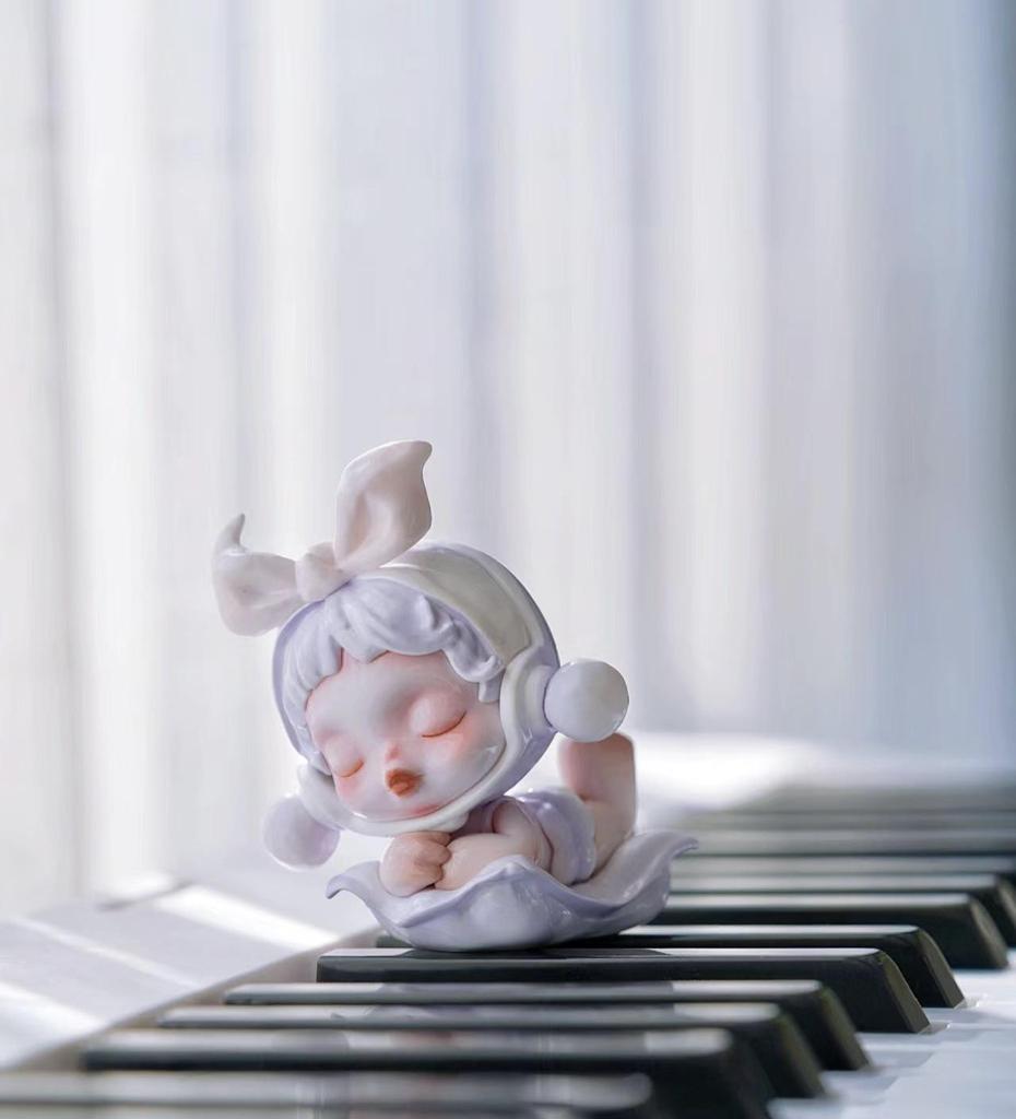 Pop Mart Temperature Series Blind Box Action Figure Doll Toy Car Ornament Souvenir