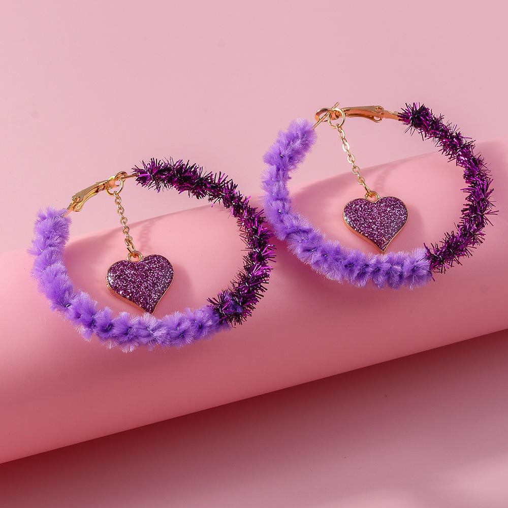 

High-End Heart-Shaped Peach Ear Hooks: Plush, Versatile Love Earrings for Christmas фиолетовый