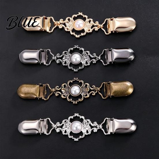Dress Embellishment Clips Vintage Faux Pearl Sweater Clip Hold Cardigan Together Cincher Clip Clothing Decorative Buckle for Shawl Cloak,