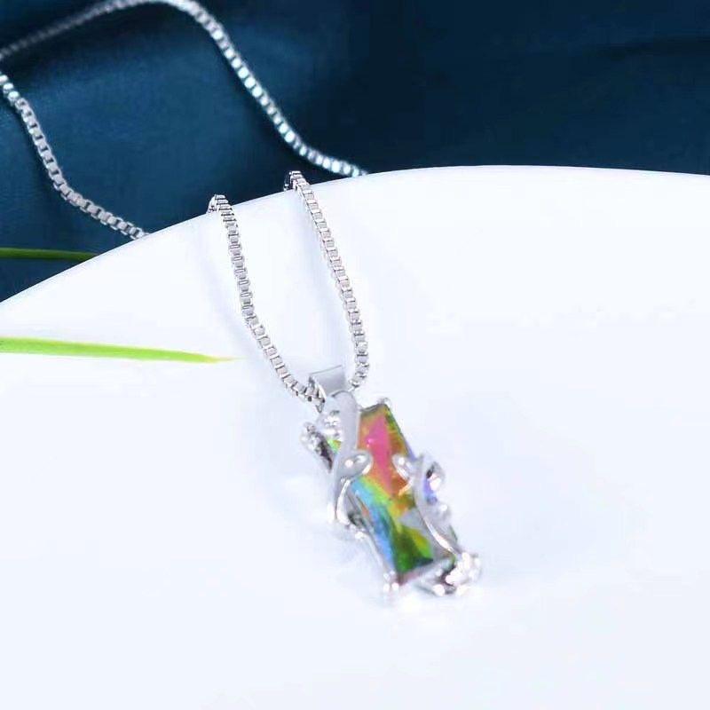 Nordic fashion personality colorful necklace with colorful stones, hot selling glass pendant, fashionable charm jewelry gift