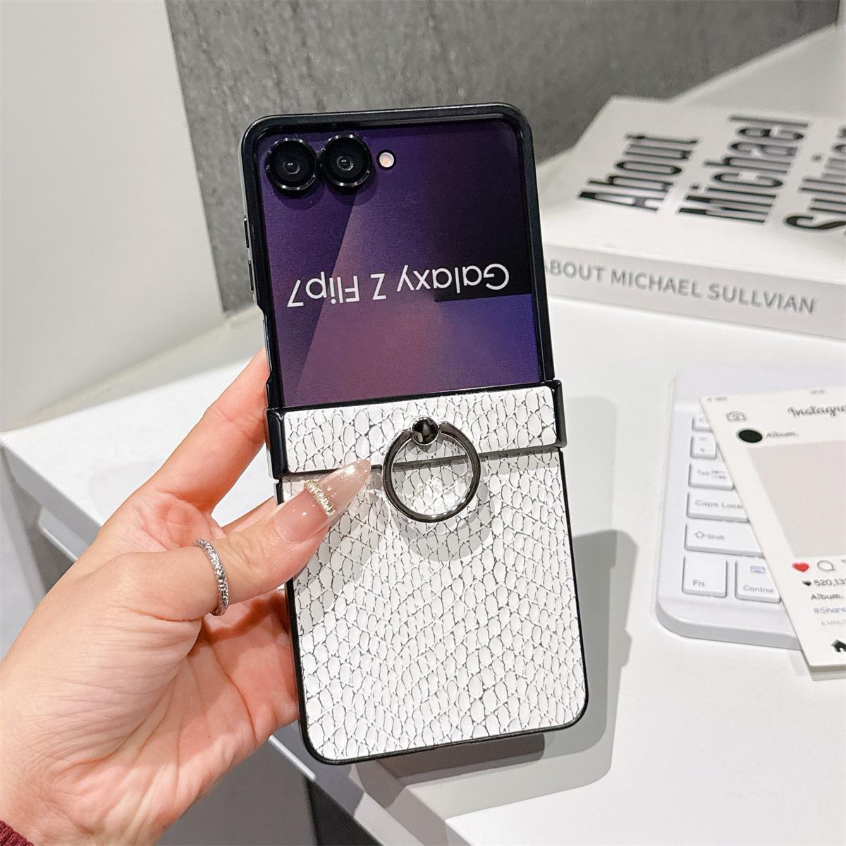 

Snakeskin Leather with Ring Portable Phone Case for Samsung Galaxy Z Flip7 Flip6 ZFlip 6 Z Flip5 Flip4 Flip3 Back Cover Galaxy Z Flip6