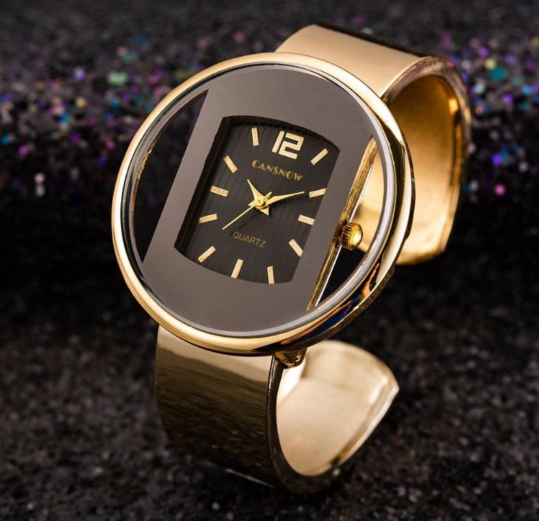 Women's Luxury Fashion Watch with Gold Steel Band and Black Dial