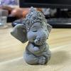 1 Pièce Statue d'Éléphant Avec les Mains Jointes en Position de Prière, Une Statue d'Éléphant Gardien, Pour la Décoration de la Maison.