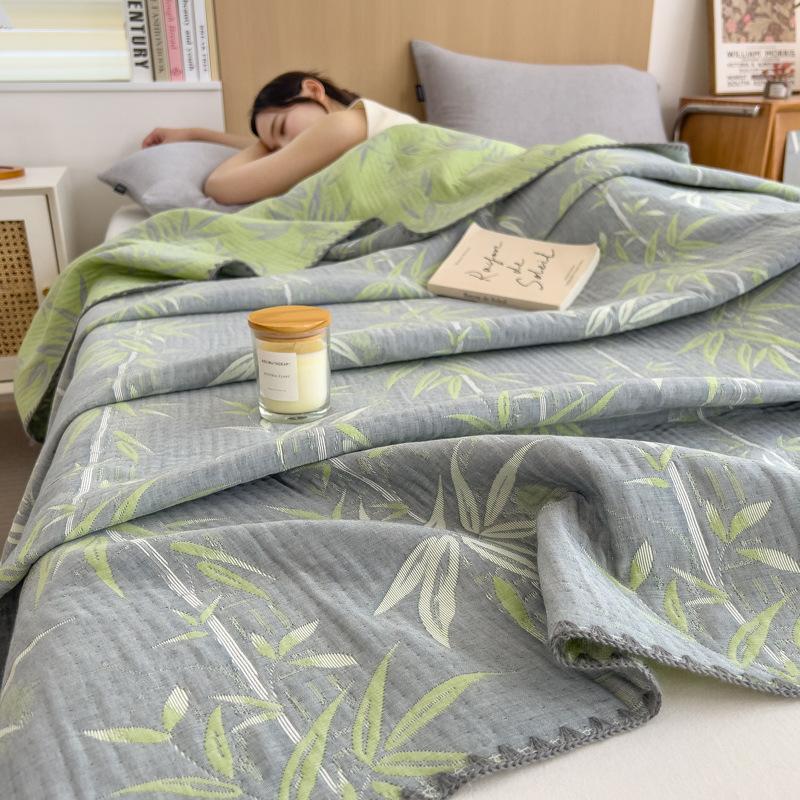 Cotton jacquard three-layer yarn wool towel quilt pure cotton lunch break blanket sofa cover blanket shawl blanket