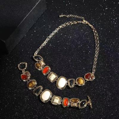 1Pcs Personality Punk Metal Gold Plated Irregular Necklace Jewelry Boho Ethnic Style Vintage Resin Stone Bracelets For Women