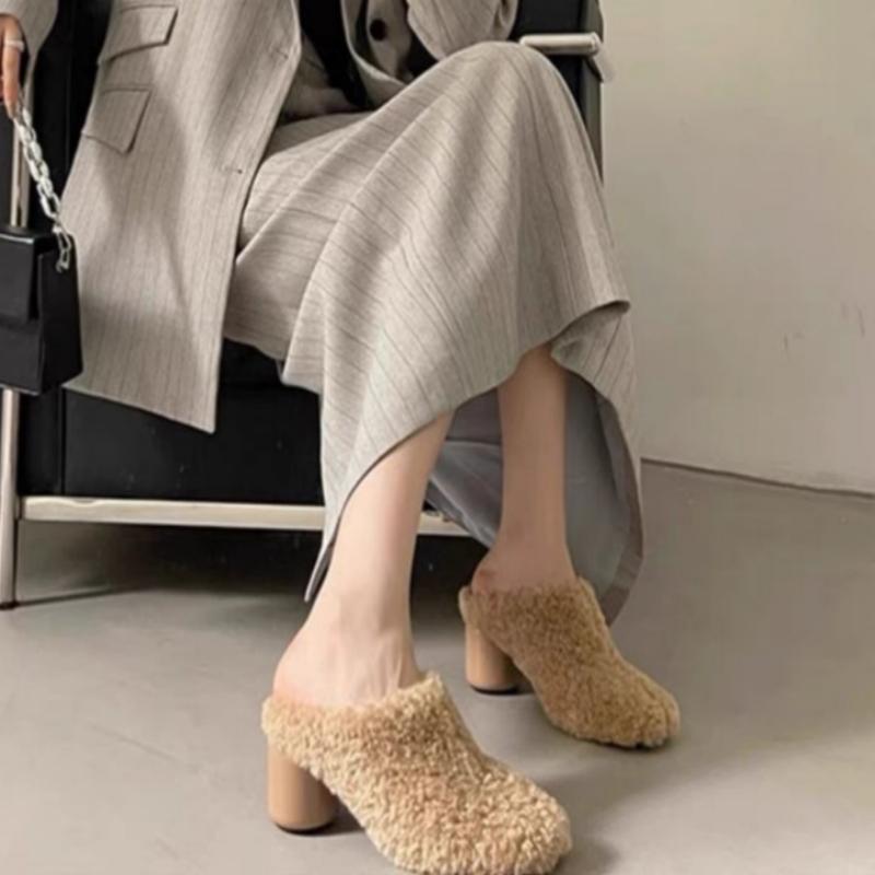New Solid Color Simple Comfortable Thick Warm Slippers Round Head Flat Non-slip Fashion Casual Warm High Heels Slippers