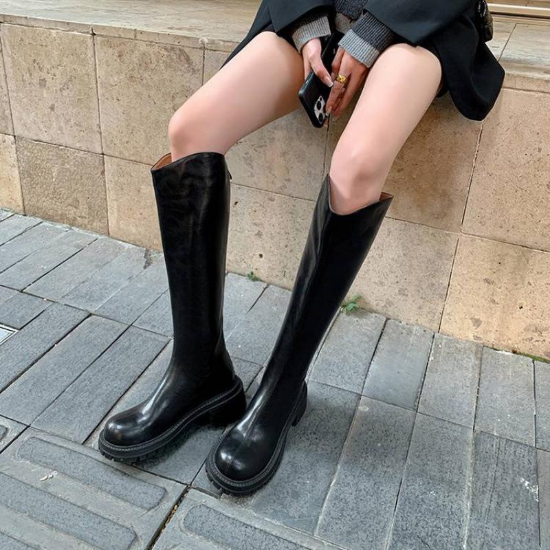 New round head versatile Martin boots leather medium heel large size women's boots round head autumn and winter solid color leather high boots