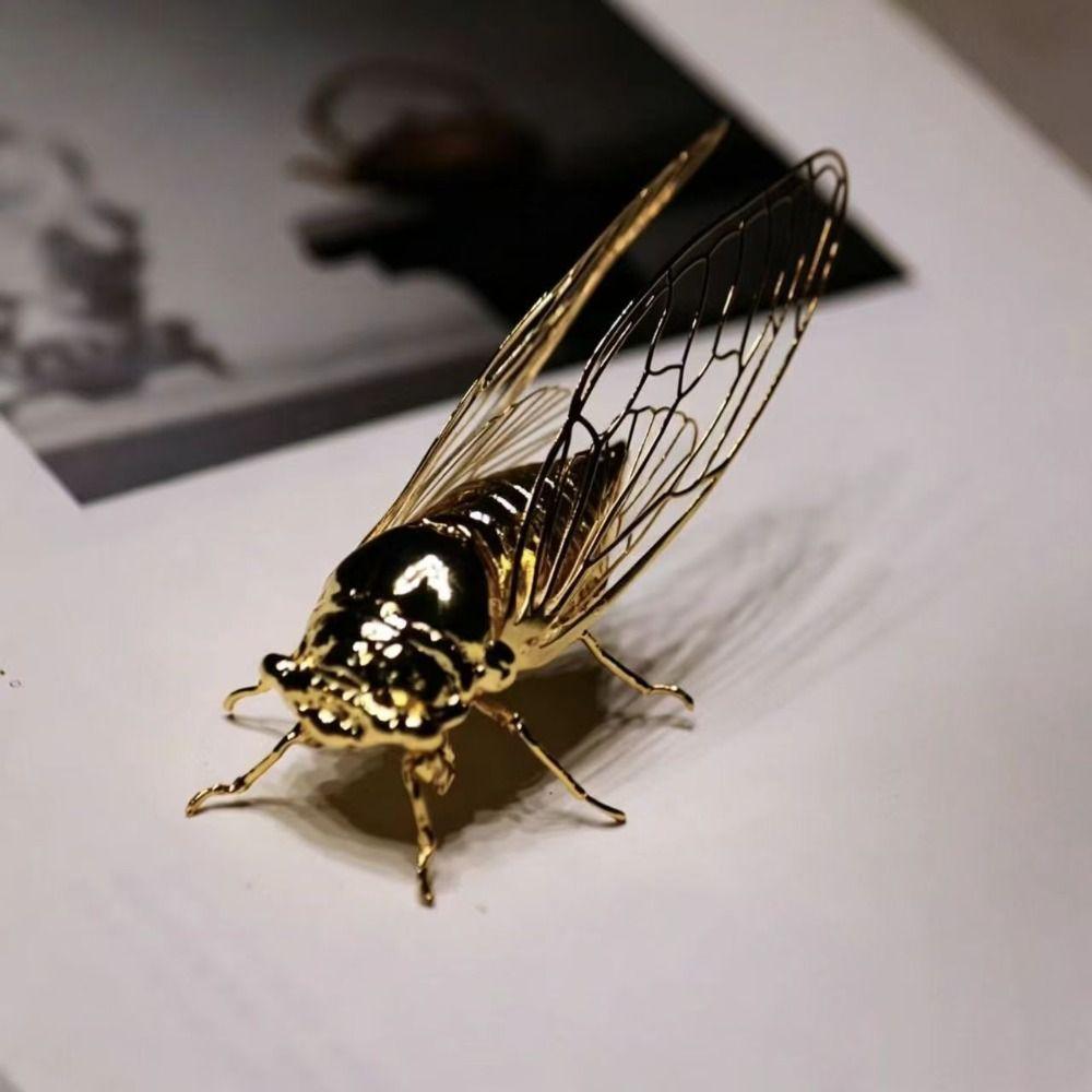 Hollowed-out Cicada Figurine Mini Vintage Insect Sculpture Home Office Decor