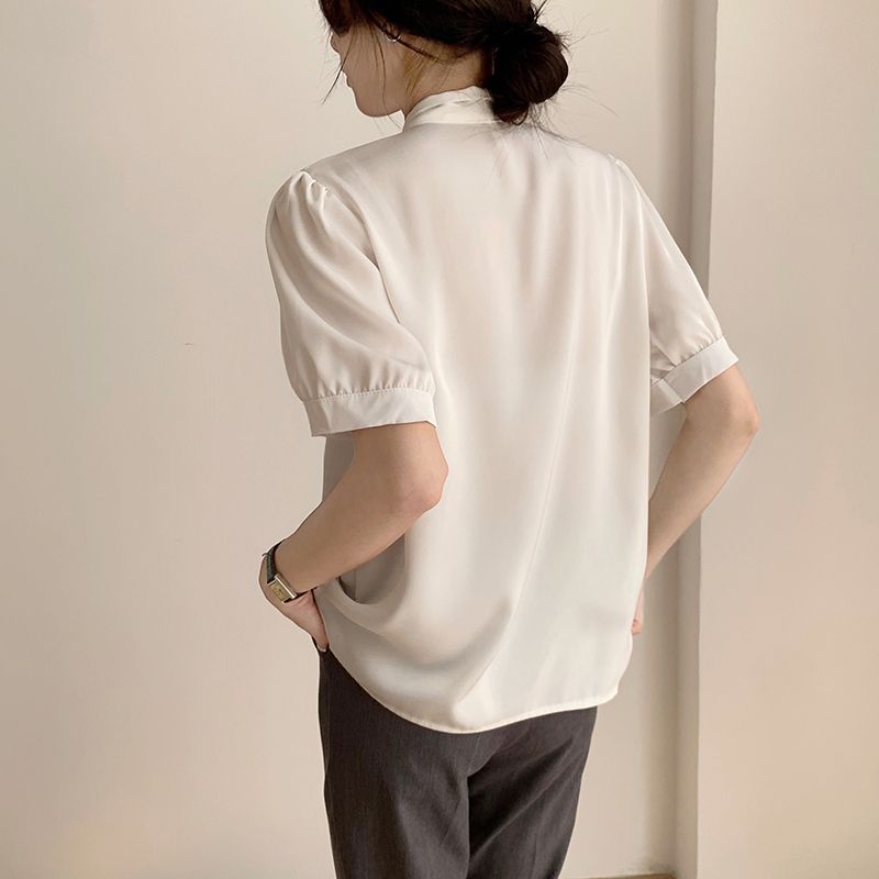 Elegantní bílá letní halenka dámská šifonová s krátkým rukávem jedinečný design profesionální do kanceláře na pohovor formální košile stylový top