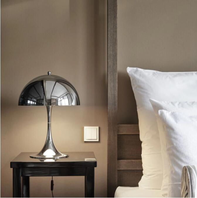 

Современная креативная настольная лампа в виде гриба, прикроватная тумбочка для спальни, современный минималистичный дизайнерский светильник для украшения дома, офисная лампа для учебы