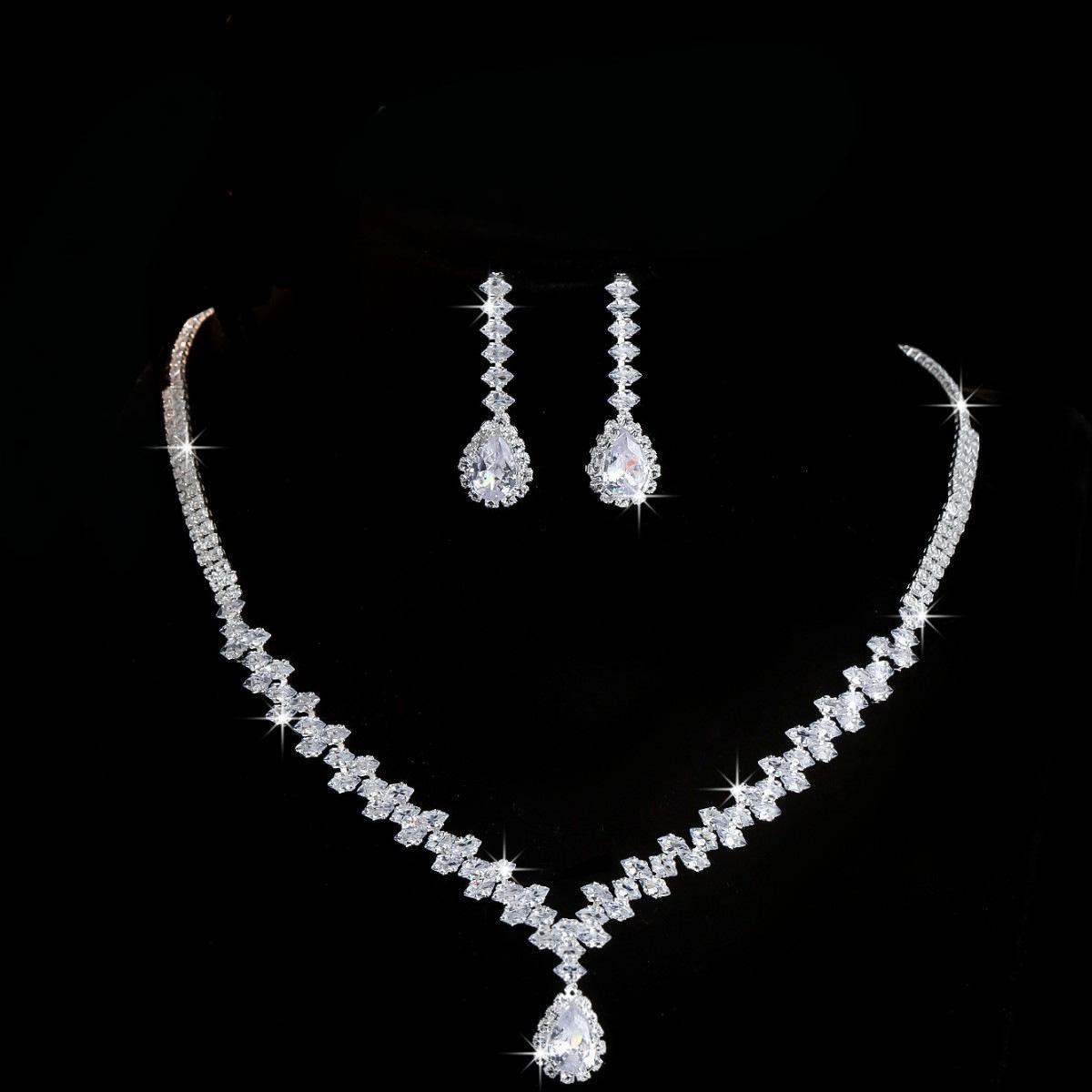 Elegant European Style Necklace & Earring Set with Zircon Bracelet