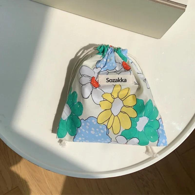 Floral Print Drawstring Coin Purse Lipstick Makeup Bag Travel Organizer Keys Earphone Storage Bag Makeup Pouch Cute Purse Wallet