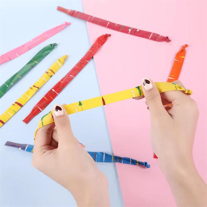 100Pcs Mixed Color Long Latex Rocket Balloon Flying Squeaking Children Birthday Party Decoration Latex Balloons Classic Toys