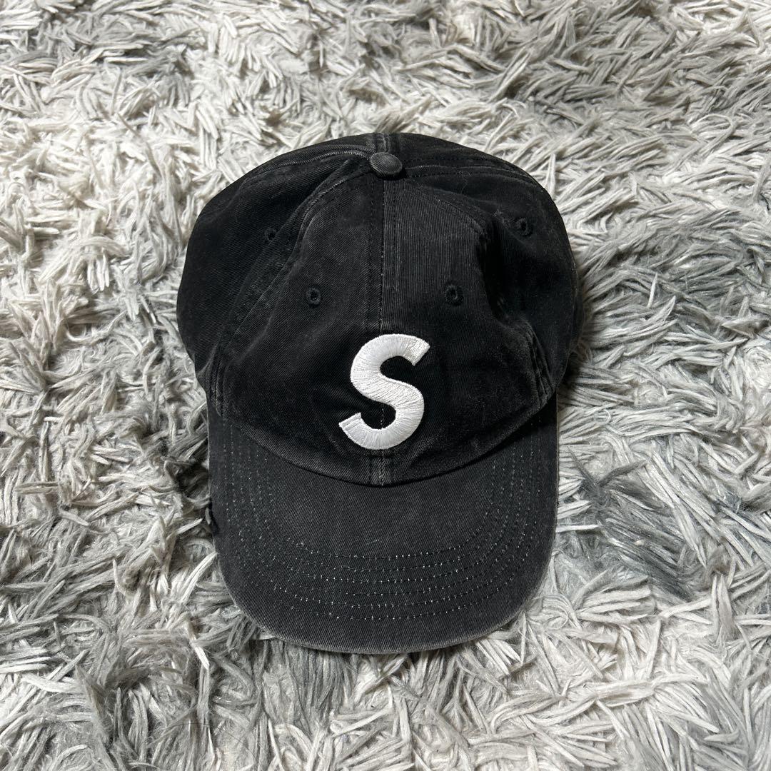

[USED] Supreme Black Cap