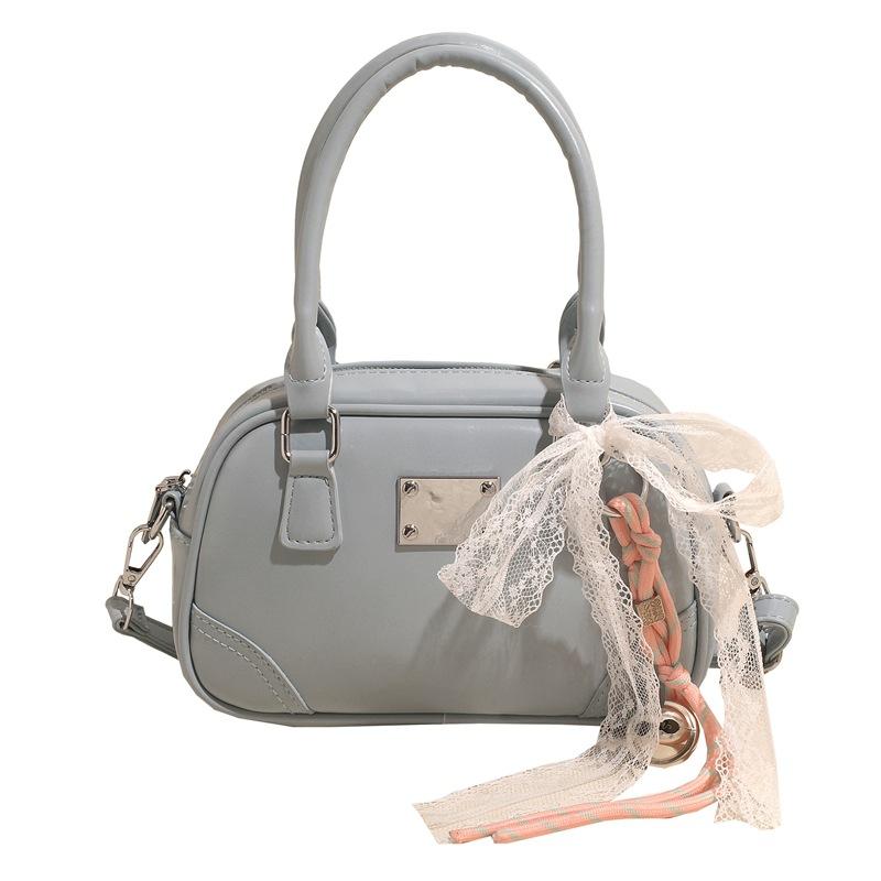 Super fire small bag women's 2025 new trendy spring summer versatile shoulder messenger bag Korean version handbag small square bag