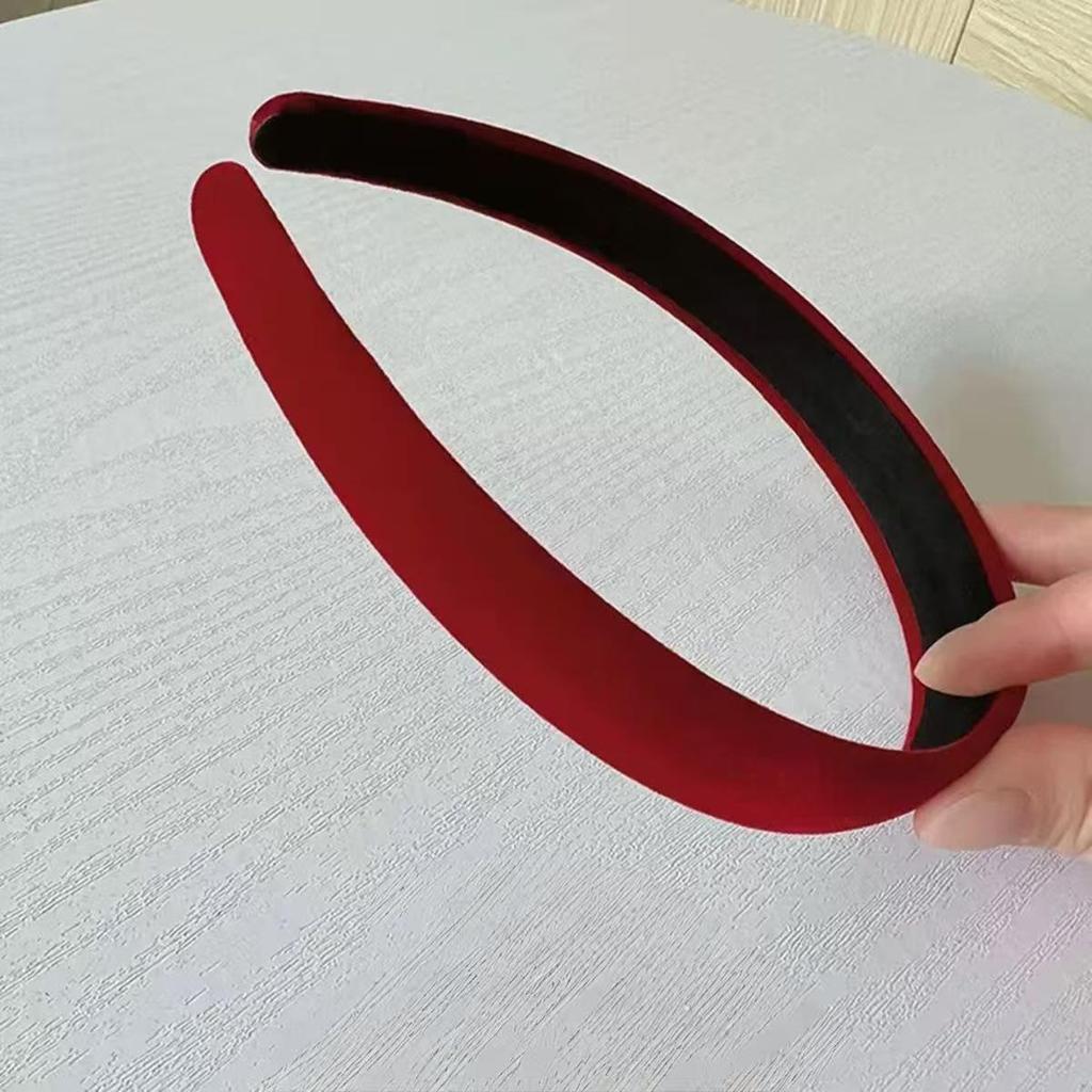 Velvet Sponge Headband for Girls: Wide-Brimmed Fashionable Headwear for Face Washing