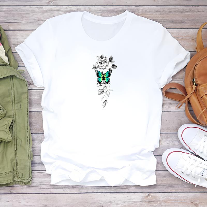 Trendy short-sleeve T-shirt with stylish prints, perfect for women's summer wear.
