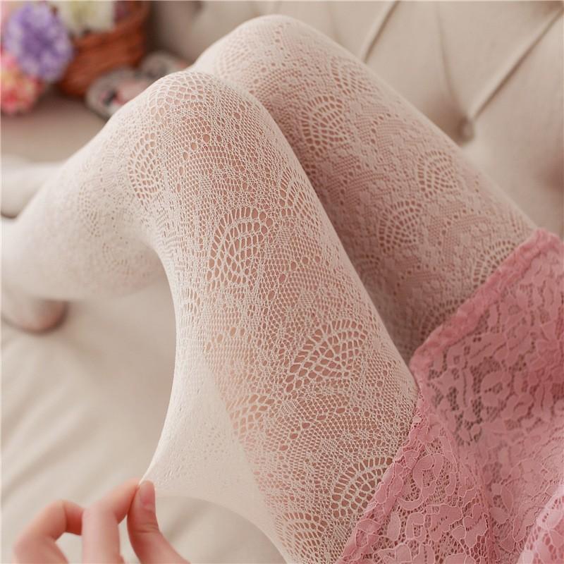 Vintage Tail Lace Pantyhose Women Thin Hollow Mesh Stockings Anti-Snag Fishnet Socks