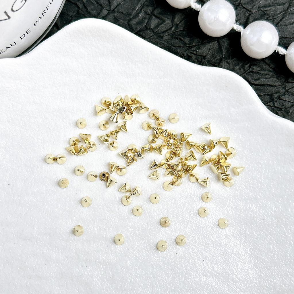 Punk Style Alloy Rivet Nail Art Decorations 3D Pointed Cone Large Medium Small Nail Decorations DIY Accessories