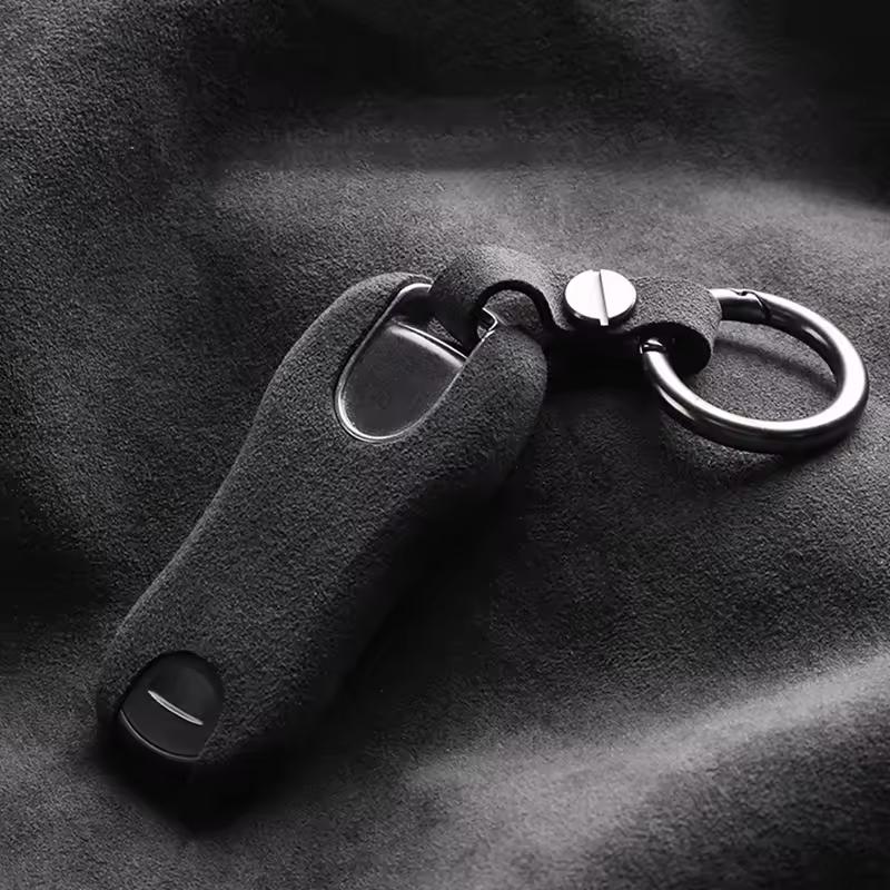 AABKU1 For Porsche Cayenne 92A 9YA 2018-2024 Panamera 971 2017-2025 911 992 2020-2023 Taycan, Alcantara Suede Key Case Cover Keychain