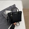 This year, the popular small bag ladies 2025 new brown fashion handbag versatile messenger bag bucket bag