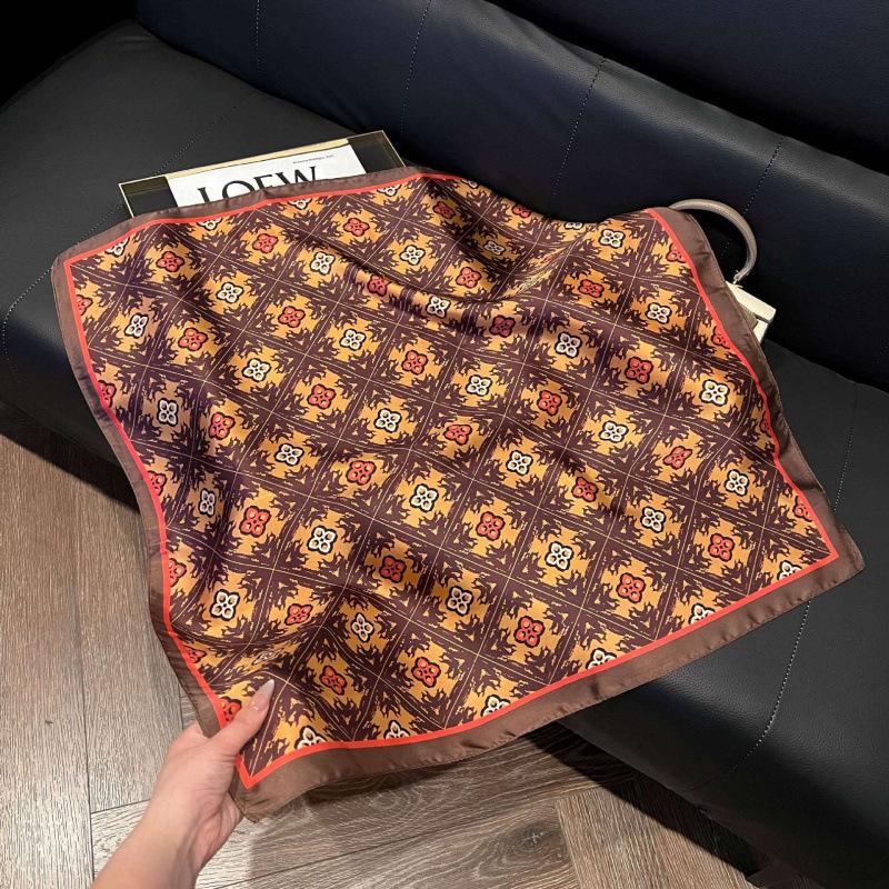 Fashion Black and White Printing Temperament Square Scarf Imitation Silk Korean Version Decorative Scarf Scarf Professional Decorative Shawl Silk Scar